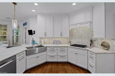 5 Cape May Point, Greensboro, NC 27455 - Photo 18