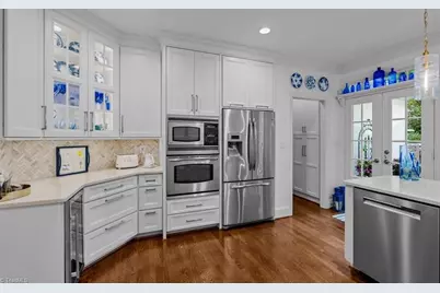 5 Cape May Point, Greensboro, NC 27455 - Photo 20