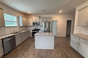 3741 Millennium Dr, Greensboro, NC 27455 - Photo 4