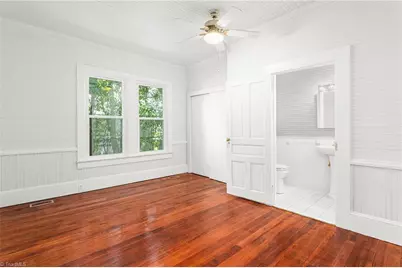 429 Asheboro Street, Liberty, NC 27298 - Photo 22