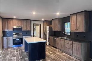 204 Grummen Rd, Hope Mills, NC 28348 - Photo 2