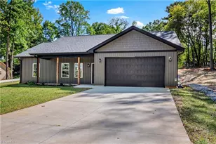 2328 Summerlin St, Winston-Salem, NC 27103 - Photo 2