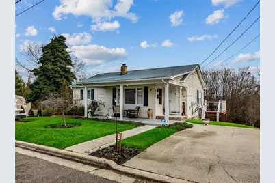 911 Banner Street, Mount Airy, NC 27030 - Photo 4