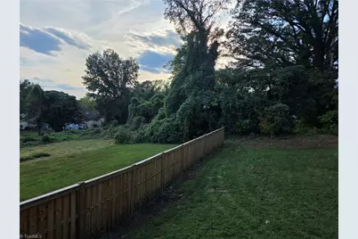 852 N Cameron Avenue, Winston-Salem, NC 27101 - Photo 6