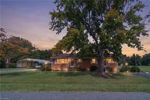 553 E Ridge Ave, Liberty, NC 27298 - Photo 1