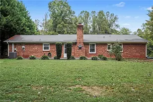 809 Merriweather Dr, King, NC 27021 - Photo 24