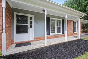 809 Merriweather Dr, King, NC 27021 - Photo 4