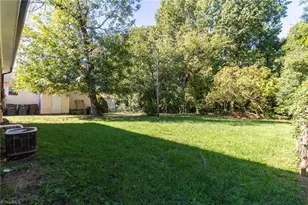 1998 Freeman Mill Rd, Greensboro, NC 27406 - Photo 36