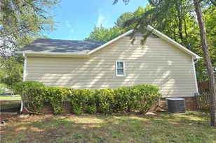 6509 River Hills Dr, Greensboro, NC 27410 - Photo 38