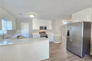 6509 River Hills Dr, Greensboro, NC 27410 - Photo 8
