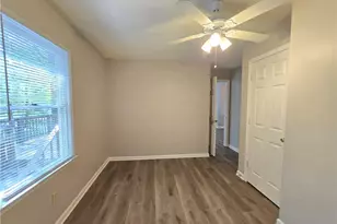 6509 River Hills Dr, Greensboro, NC 27410 - Photo 16
