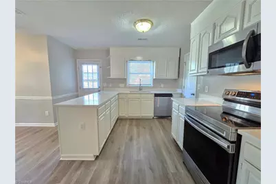 6509 River Hills Drive, Greensboro, NC 27410 - Photo 10