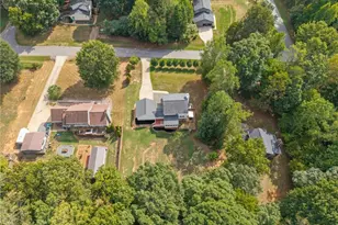 163 Somerset Dr, Reidsville, NC 27320 - Photo 2