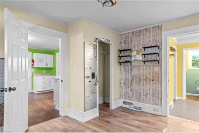 521 Bridges Drive, High Point, NC 27262 - Photo 8