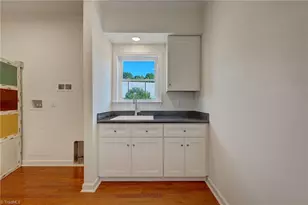 3522 Charing Cross Rd, Greensboro, NC 27455 - Photo 16