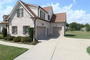 7897 Gander Ct, Greensboro, NC 27455 - Photo 2