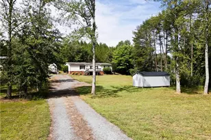 1130 Mineral Springs Rd, Madison, NC 27025 - Photo 4