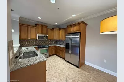 238 Lewis Street #102, Greensboro, NC 27406 - Photo 4
