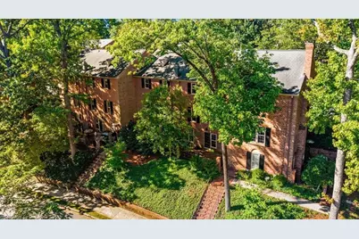 400 Fisher Park Circle #E, Greensboro, NC 27401 - Photo 32
