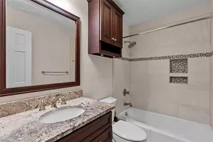 400 Fisher Park Cir, Greensboro, NC 27401 - Photo 14
