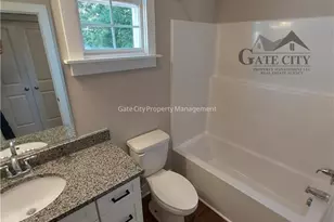 40 E 4th St, Lexington, NC 27292 - Photo 8