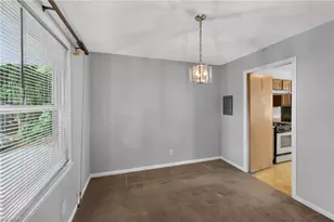 16 Piney Mountain Rd, Chapel Hill, NC 27514 - Photo 8