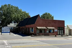 113 W Decatur St, Madison, NC 27025 - Photo 4