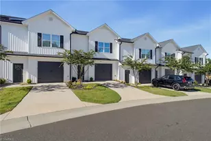 617 Pompano Dr, Greensboro, NC 27410 - Photo 4