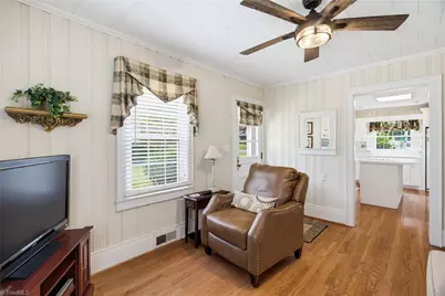 318 S Fayetteville Street, Liberty, NC 27298 - Photo 10