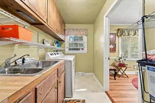5172 Nicole Rd, Kernersville, NC 27284 - Photo 8