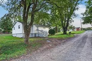 122 Galyean Rd, Mount Airy, NC 27030 - Photo 24