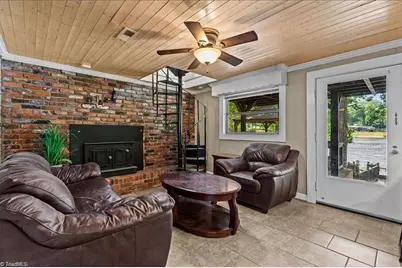 718 Lake Drive 9, Lexington, NC 27292 - Photo 22