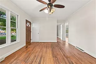 132 Randolph St, Liberty, NC 27298 - Photo 4