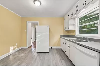 132 Randolph Street, Liberty, NC 27298 - Photo 6