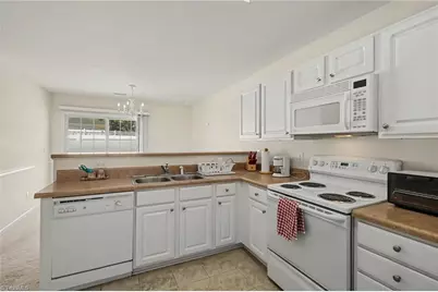 6001 Holland Park Lane, High Point, NC 27265 - Photo 4