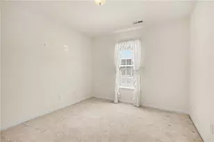 6001 Holland Park Ln, High Point, NC 27265 - Photo 22