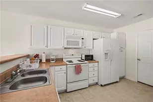 6001 Holland Park Ln, High Point, NC 27265 - Photo 16