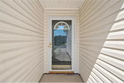 6001 Holland Park Lane, High Point, NC 27265 - Photo 8