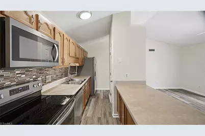 3701 #5J Cotswold Terrace, Greensboro, NC 27410 - Photo 8