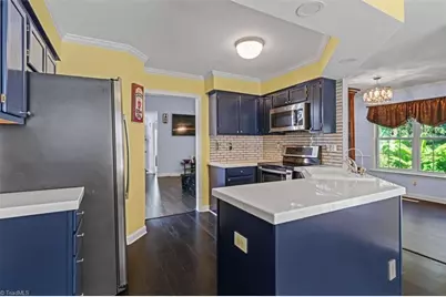 5125 Old Plantation Circle, Winston-Salem, NC 27104 - Photo 8