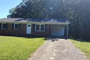 141 Eleanor Ave, Mount Airy, NC 27030 - Photo 2