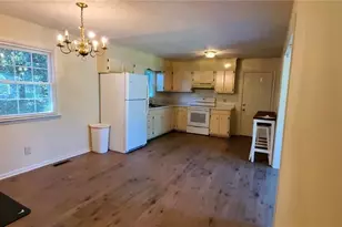 141 Eleanor Ave, Mount Airy, NC 27030 - Photo 6