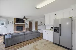 190 Plantation Circle, Reidsville, NC 27320 - Photo 16