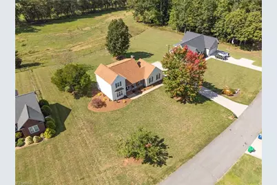 190 Plantation Circle, Reidsville, NC 27320 - Photo 36