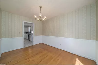 2634 Weymoth Road, Winston-Salem, NC 27103 - Photo 10