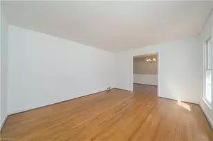 2634 Weymoth Rd, Winston-Salem, NC 27103 - Photo 8