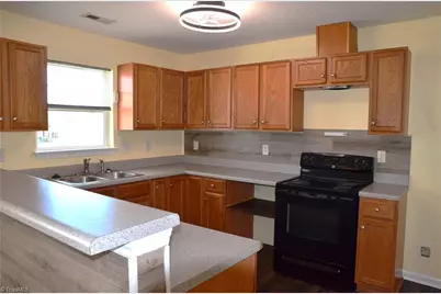 2719 Alpha Street, High Point, NC 27263 - Photo 6