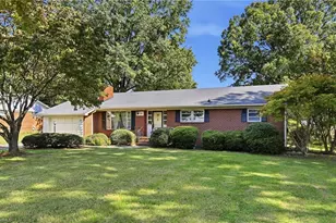 131 Louella Dr, Winston-Salem, NC 27107 - Photo 2