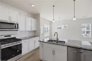 3727 Feltham Ln, Greensboro, NC 27282 - Photo 14
