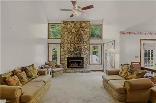 3808 Briarwood Ave, High Point, NC 27265 - Photo 6